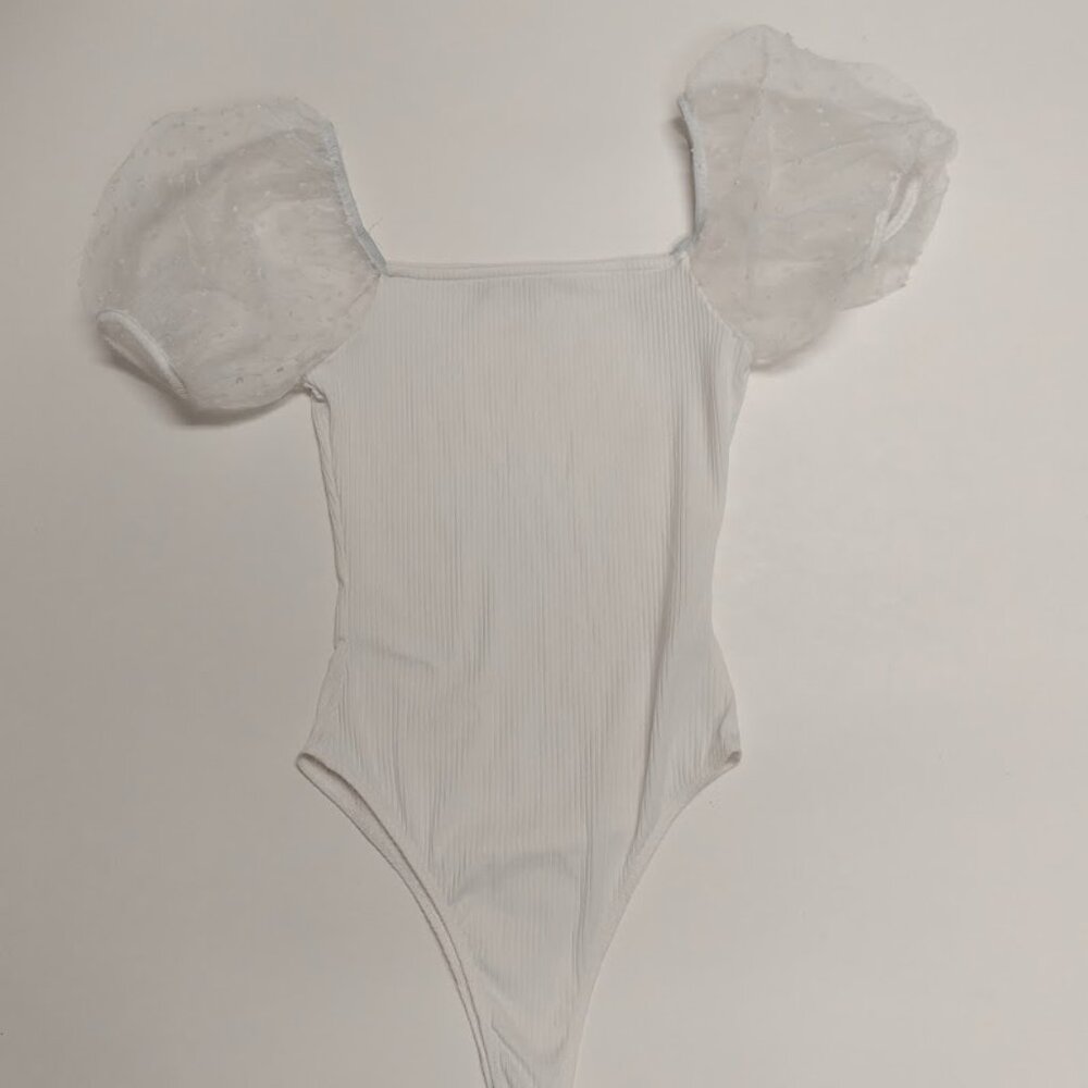 Altar'd State White size XS body suit